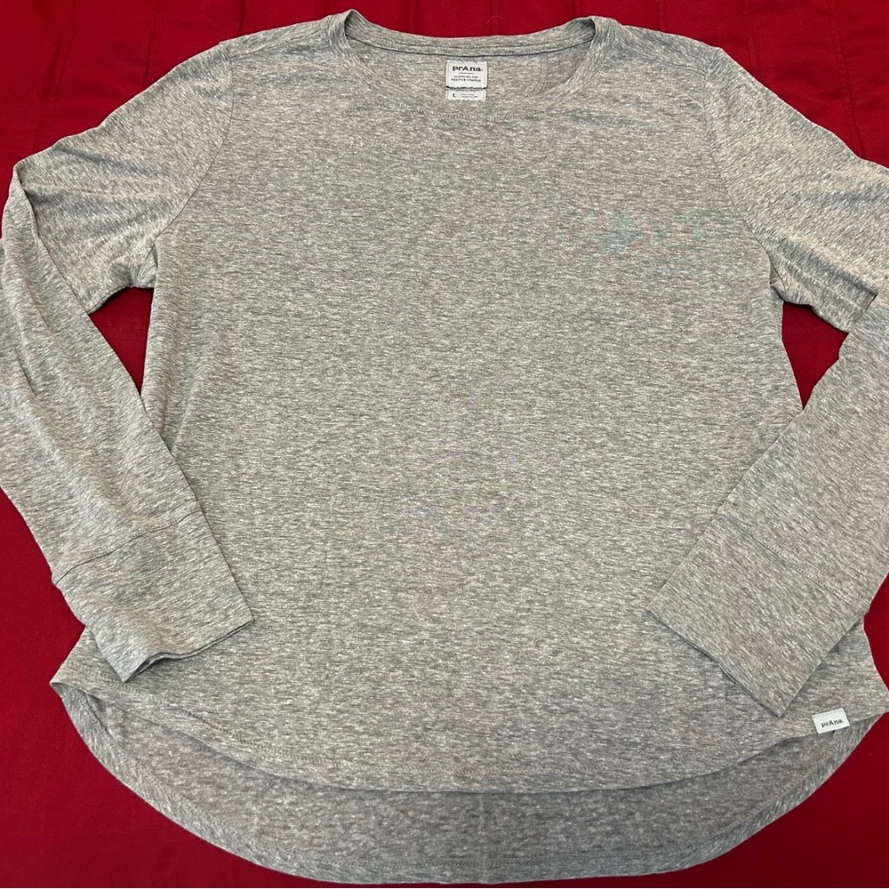 Prana brand - Women’s Gray Long Sleeve Top - hemp blend.  NWOT